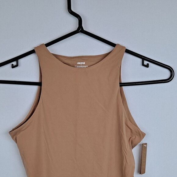 SKIMS ladies bodysuit NWT - Picture 2 of 9